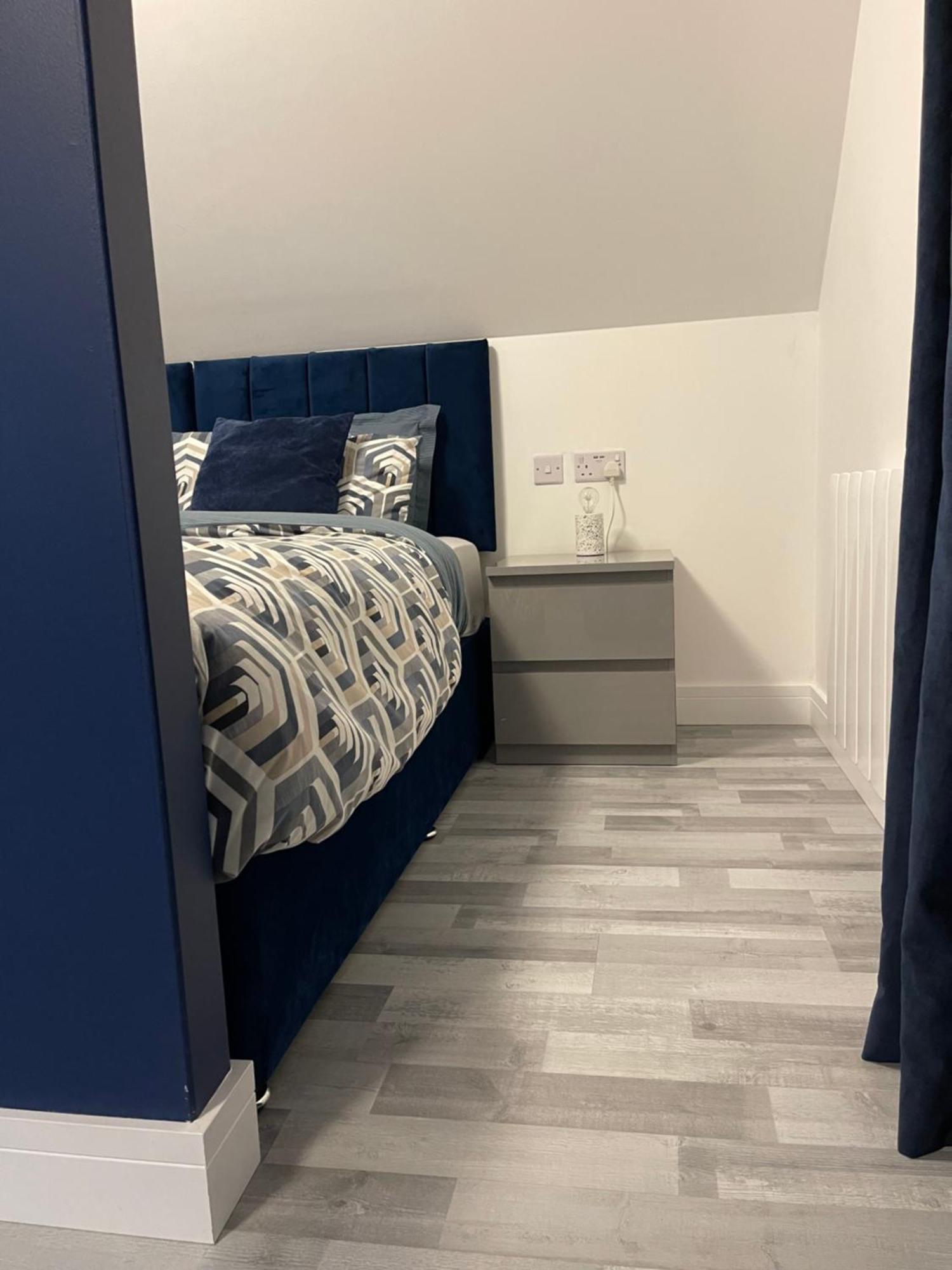 Lochside Loft - Self Catering Apartment For 2 In A Great Location For Inverness Airport And Both Cabot Highlands & Nairn Golf Courses Kültér fotó