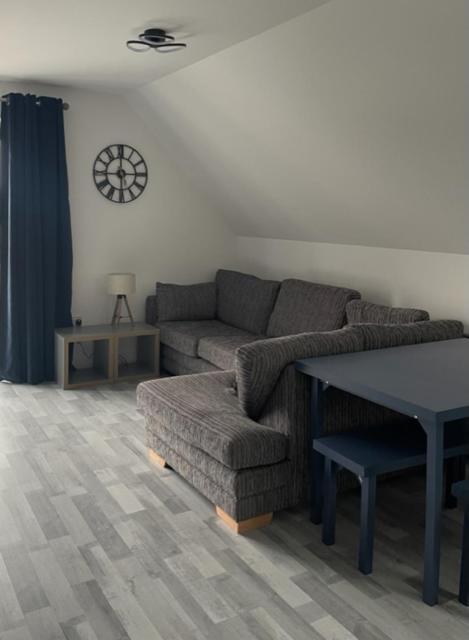 Lochside Loft - Self Catering Apartment For 2 In A Great Location For Inverness Airport And Both Cabot Highlands & Nairn Golf Courses Kültér fotó